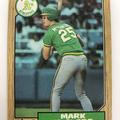 Mark McGwire PSA 9 Topps 1987 Rookie Baseball Card