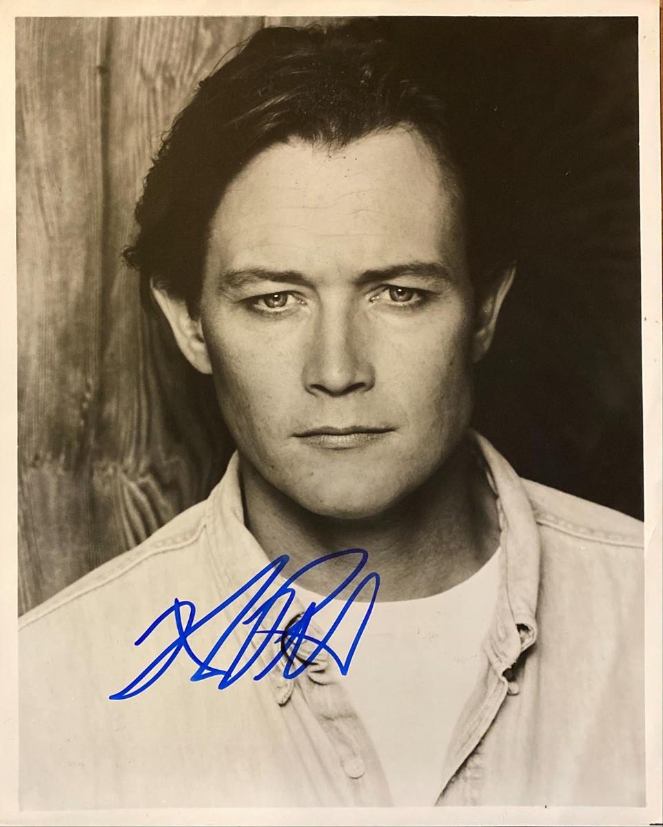 Robert Patrick signed photo