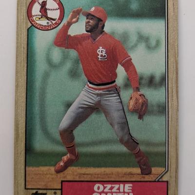 Ozzie Smith Baseball Trading Card - Topps #749 1987