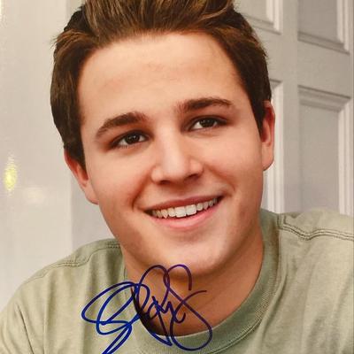 Desperate Housewives Shawn Pyfrom
signed photo