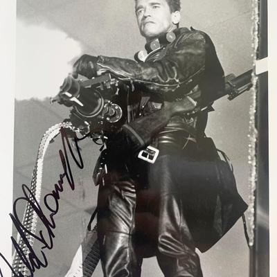 Terminator Arnold Schwarzenegger signed movie photo