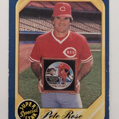 Pete Rose Baseball Trading Card - Fleer Superstar #628 1986