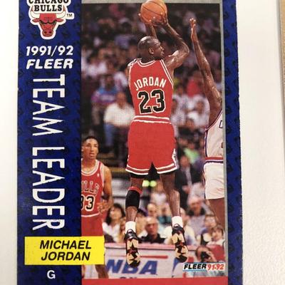 Michael Jordan Chicago Bulls 1991-1992 Fleer Team Leader Basketball Card #375