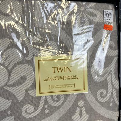 2 Twin Size Brocade Bed spread NEW 