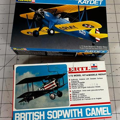 2 Air Plane Model 1/72nd Scale ERTL and Revell 