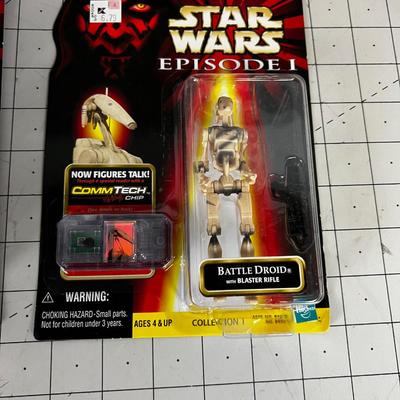 Stars Wars Episode 1 (4) Figures on the Card 