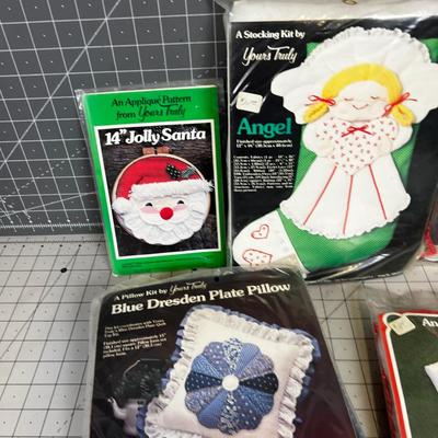 Many Craft Sewing Kits NEW Xmas themed 