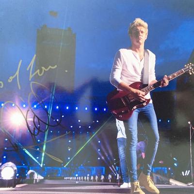 Niall Horan signed photo