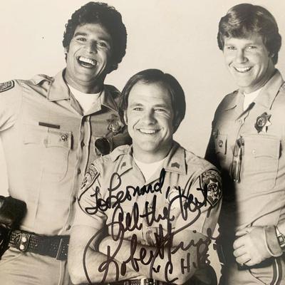 Chips Robert Pine signed photo