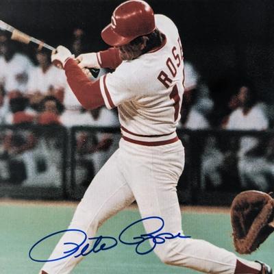 Pete Rose signed photo- GFA Authenticated