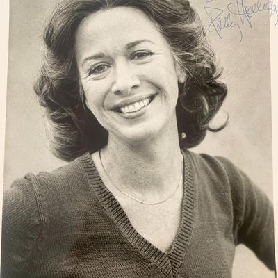 Polly Holliday signed photo