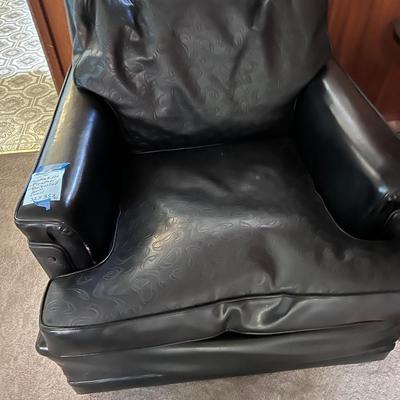 Embossed Pleather arm chair Black