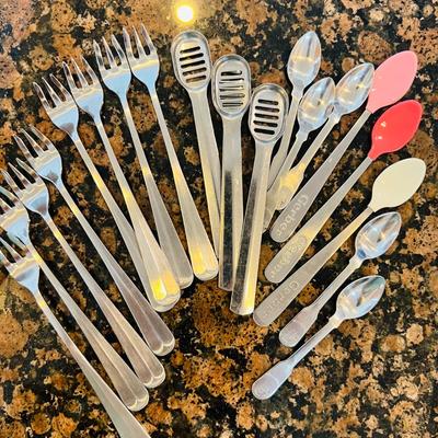 Kitchen Utensils  (K-JM)