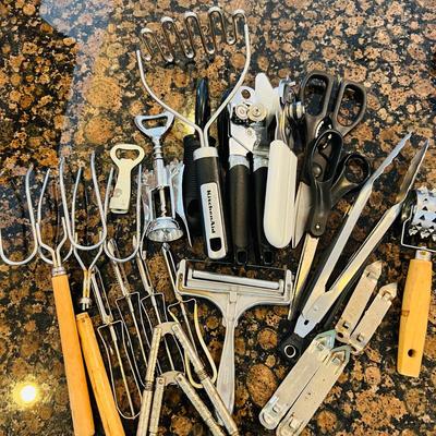 Kitchen Utensils  (K-JM)