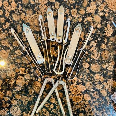 Kitchen Utensils  (K-JM)