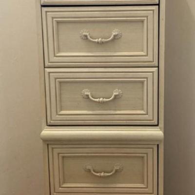 5 drawer Lingerie Chest