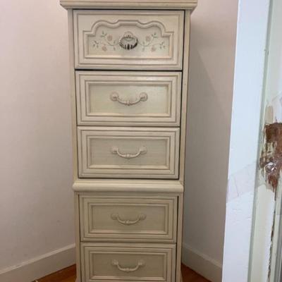 5 drawer Lingerie Chest