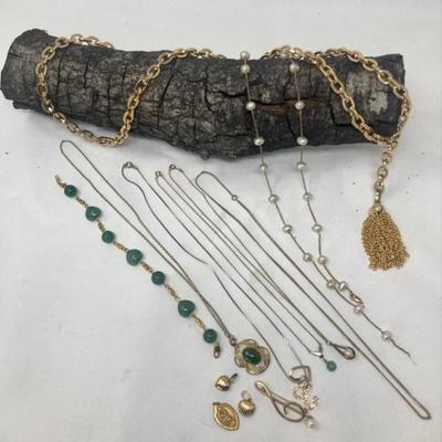 Lot of 10k Pearl  and green stone jewelry