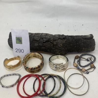 Lot of bracelets