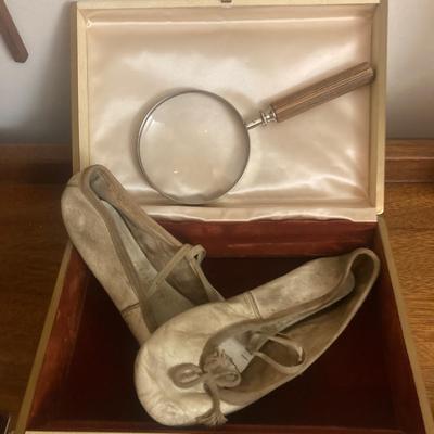 Lot of vintage items