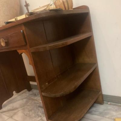 Lot of vintage items