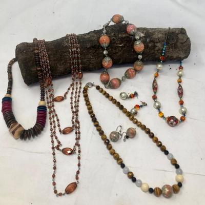 Beaded necklace lot