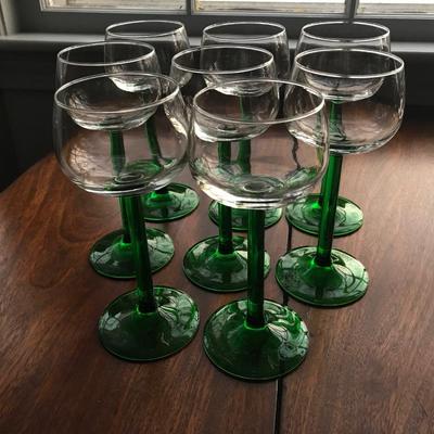 MID CENTURY GLASSES