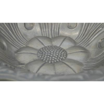 Large Vintage Wilton Flower Serving Bowl