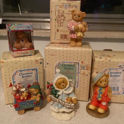 Cherished teddies