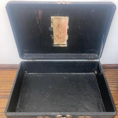 Lot of Vintage boxes