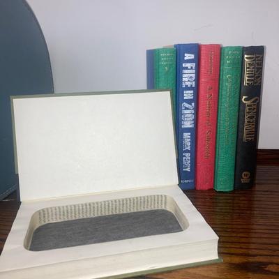 Lot of Vintage boxes