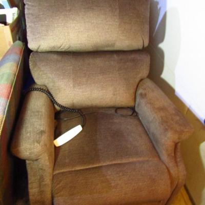 Upholstered Electric Lift Chair by Pride (G)