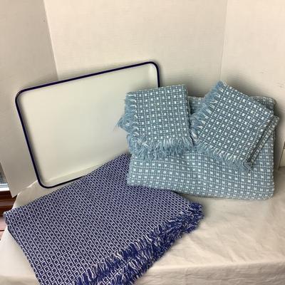 713 Lot of Blue and White Table Linens with Blue and White Enamel Tray