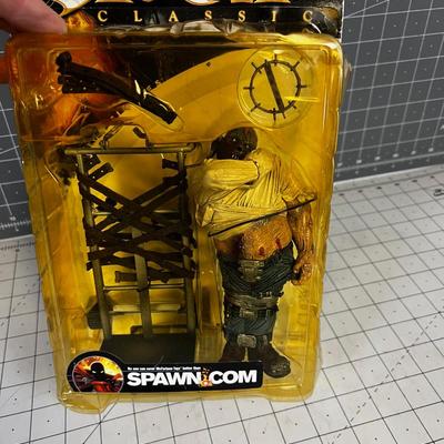 SPAWN III Figurine on the Card