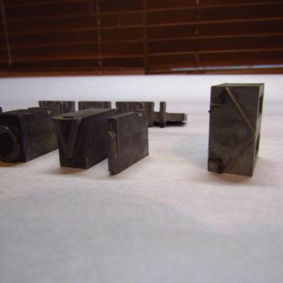 Collection of Vintage Metal Printing Press Stamps (G)