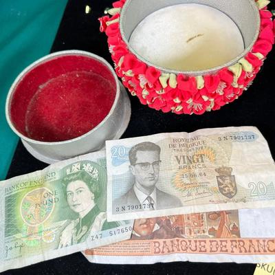 Vintage collectibles lot with a walrus