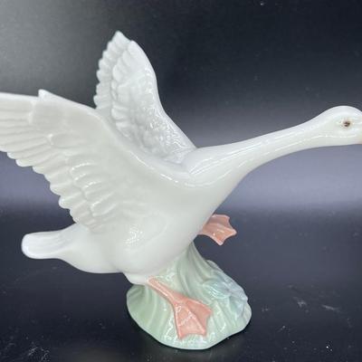 (2) Lladro Flying Honking Geese