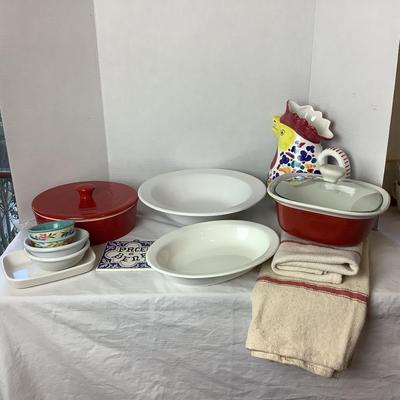 765 Lot of Red and White Serving Dishes and Italian Rooster Pitcher