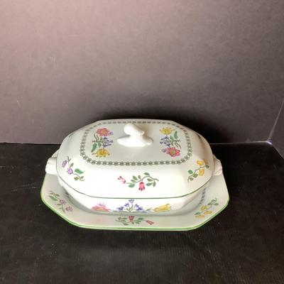 751  SPODE Oval Covered Vegetable with Under plate in the Pattern 