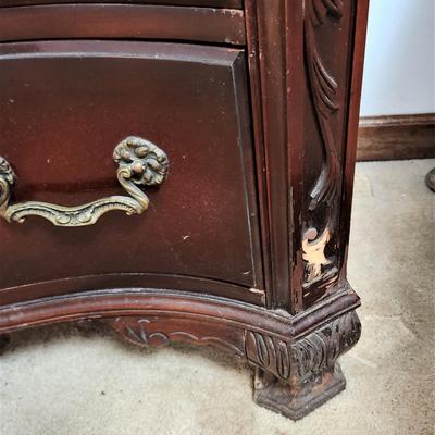 Lot #48  Vintage Chest of Drawers - Mahogany finish