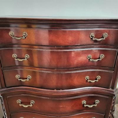 Lot #48  Vintage Chest of Drawers - Mahogany finish
