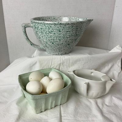 757 Ceramic Pint Container with Blown Eggs, Millivuyt France Separator, Spatterware Batter Bowl