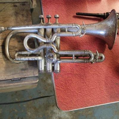 Vintage New York Pocket Horn