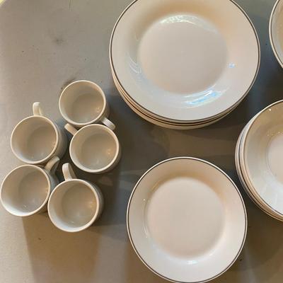 Studio Platinum China service for 7 and glassware