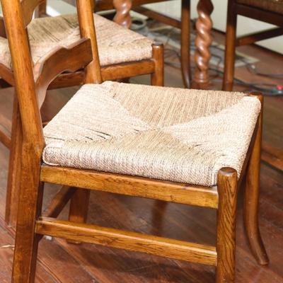 Dining Room Table with 6 chairs