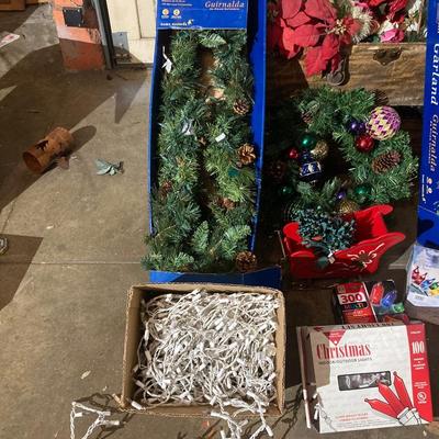 Steamer trunk with faux holiday flowers