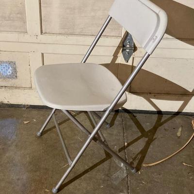 Plastic folding chair lot