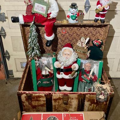 Vintage steamer lot with in excellent condition Christmas figures and decorations
