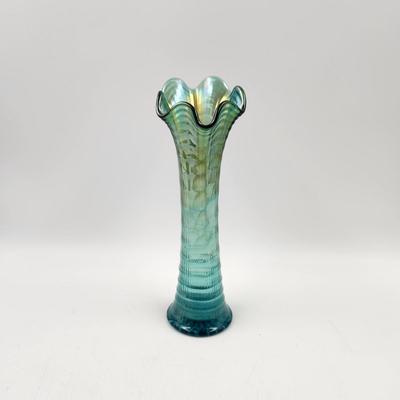 VINTAGE IMPERIAL RIPPLE GREEN CARNIVAL GLASS VASE