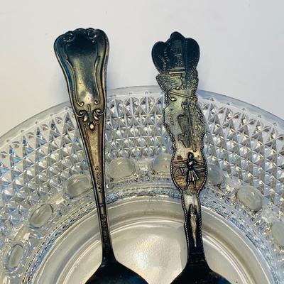 Lot 232R: Sterling Silver Souvenir Spoons (168.74grams)